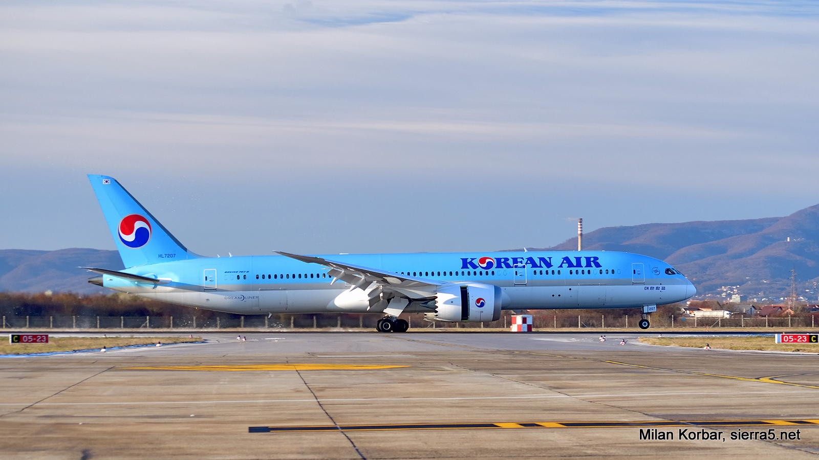 Korean Air - B787 Dreamliner Korean Air - B787 Dreamliner