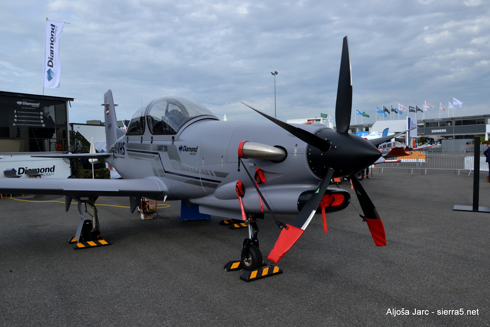 LAS Dart 750