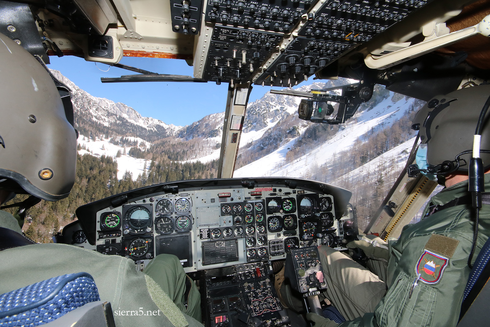 SV bell 412 kokpit IMG 6809