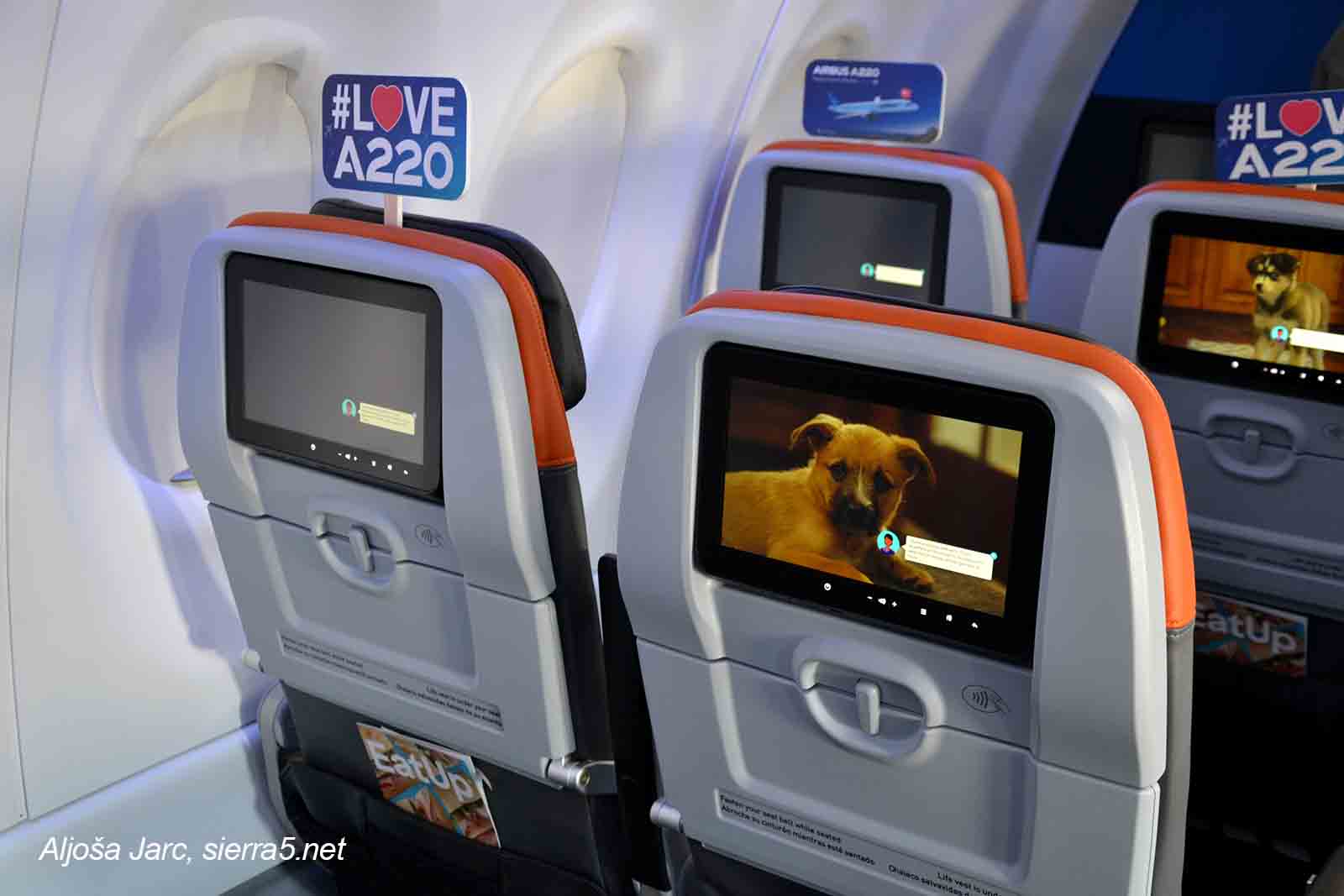 PAS A220 300 Jet Blue