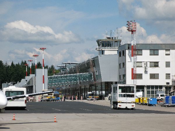 Aerodrom Brnik