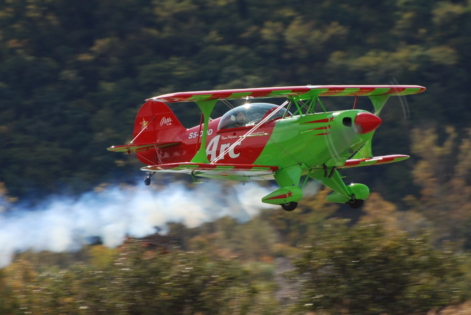 giles_g-202_05.jpg