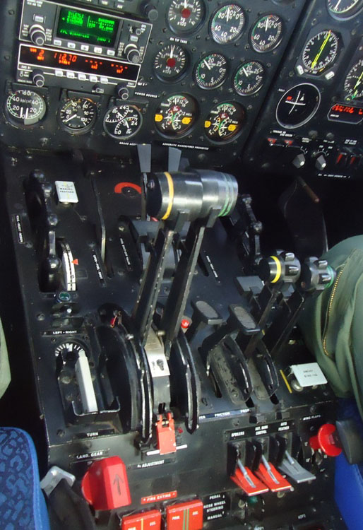 turbolet_kokpit_dsc01412.jpg