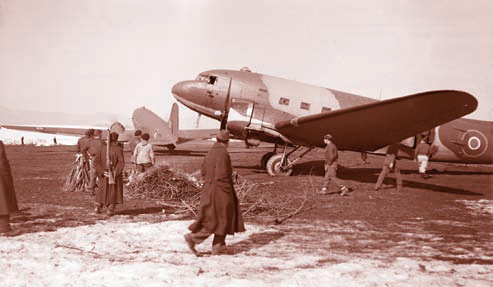 odlet_enega_od_c-47.jpg