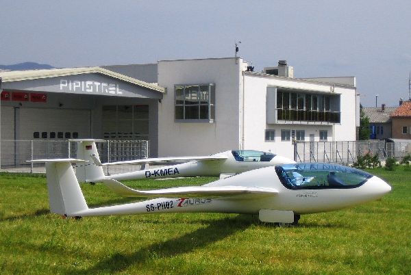 pipistrel taurus in stemme vir pipistrel pipistrel_taurus_in_stemme_virpipistrel.jpg