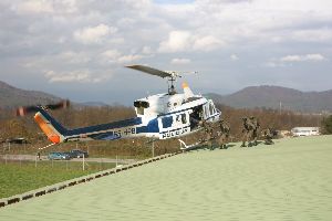 policija_ab_212_med_urjenjem_virpolicija.jpg