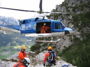 policija_ab_412_in_grs_virpolicija.jpg