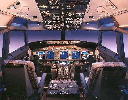 boeing_b737_700_kokpit_virboeing.jpg