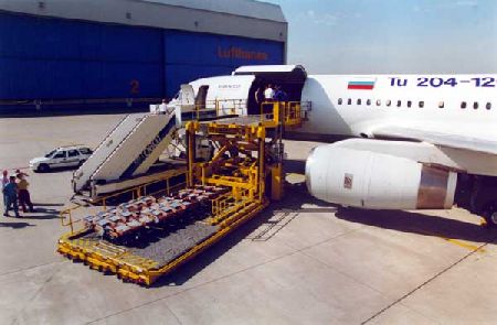 Tupoljev Tu-204 vir tupoljev tupoljev_tu_204_virtupoljev.jpg