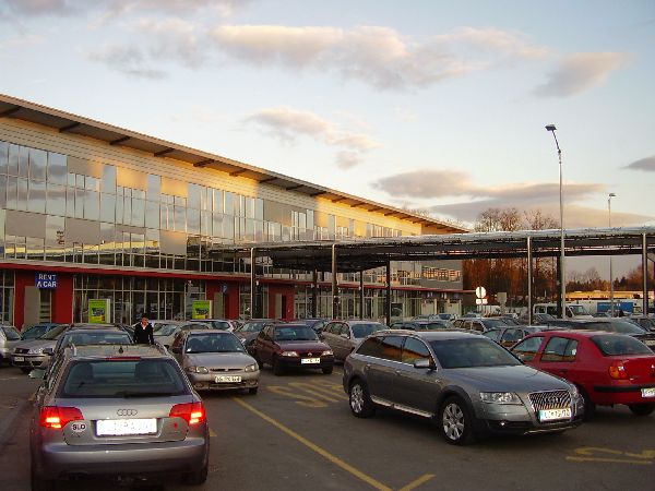 lju_garazna_hisa_feb2007.jpg