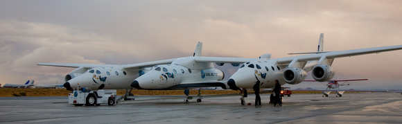 spaceshiptwo_pred_prvim_testnim_poletom.jpg