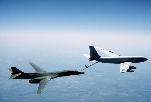 rockwell_b_1b_lancer_airborn.jpg