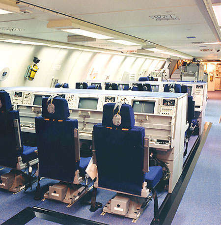 boeing_b767_awacs_kabina.jpg