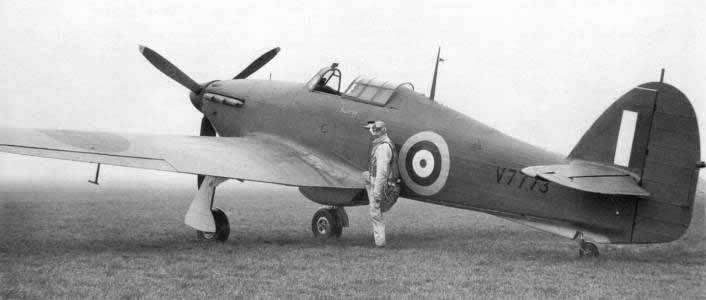 Hawker hurricane na letališču hawker_hurricane_na_letalsicu.jpg